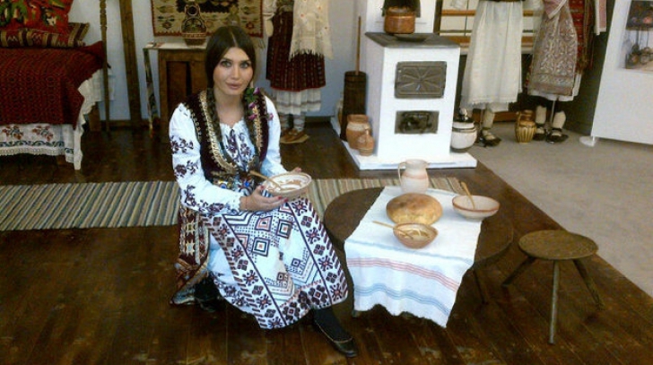 eba_costum_popular_91745900