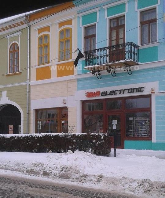 1 decembrie 2014. Drapelul României lipsește din Târgu Secuiesc de Ziua Națională. În schimb au fost arborate steaguri negre de doliu și panglici în culorile drapelului Ungariei.